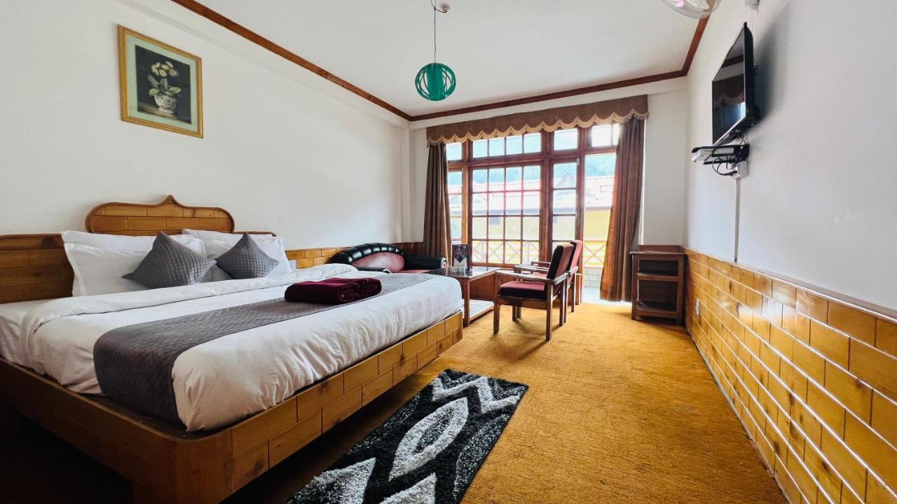 Sita Classic, Most Comfortable Family Hotel In Manali Bagian luar foto